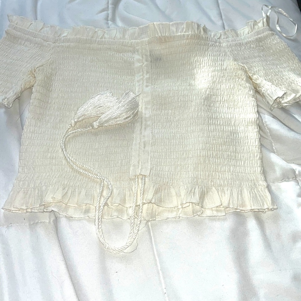 White off the shoulder crop top